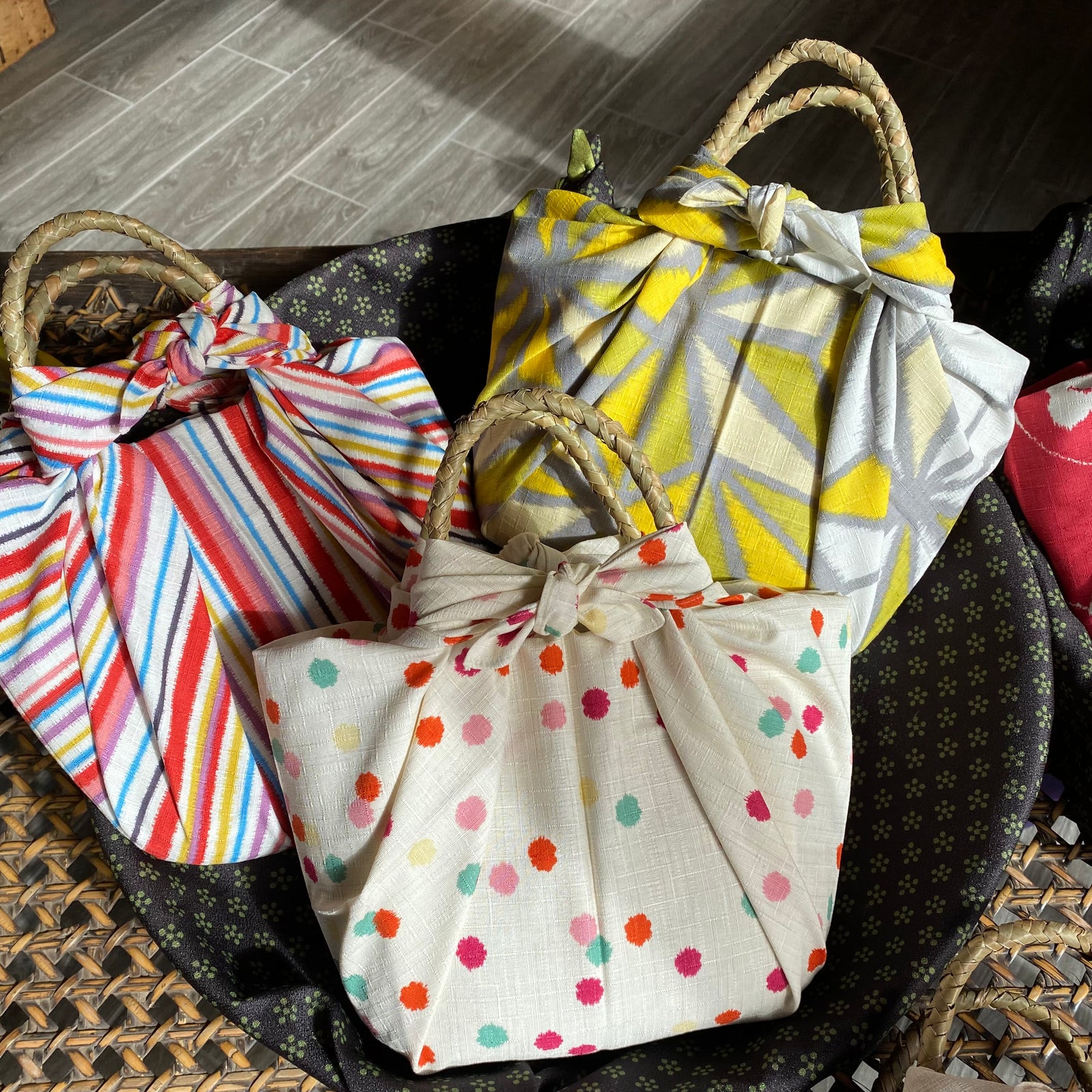 Furoshiki_group_shot_spring
