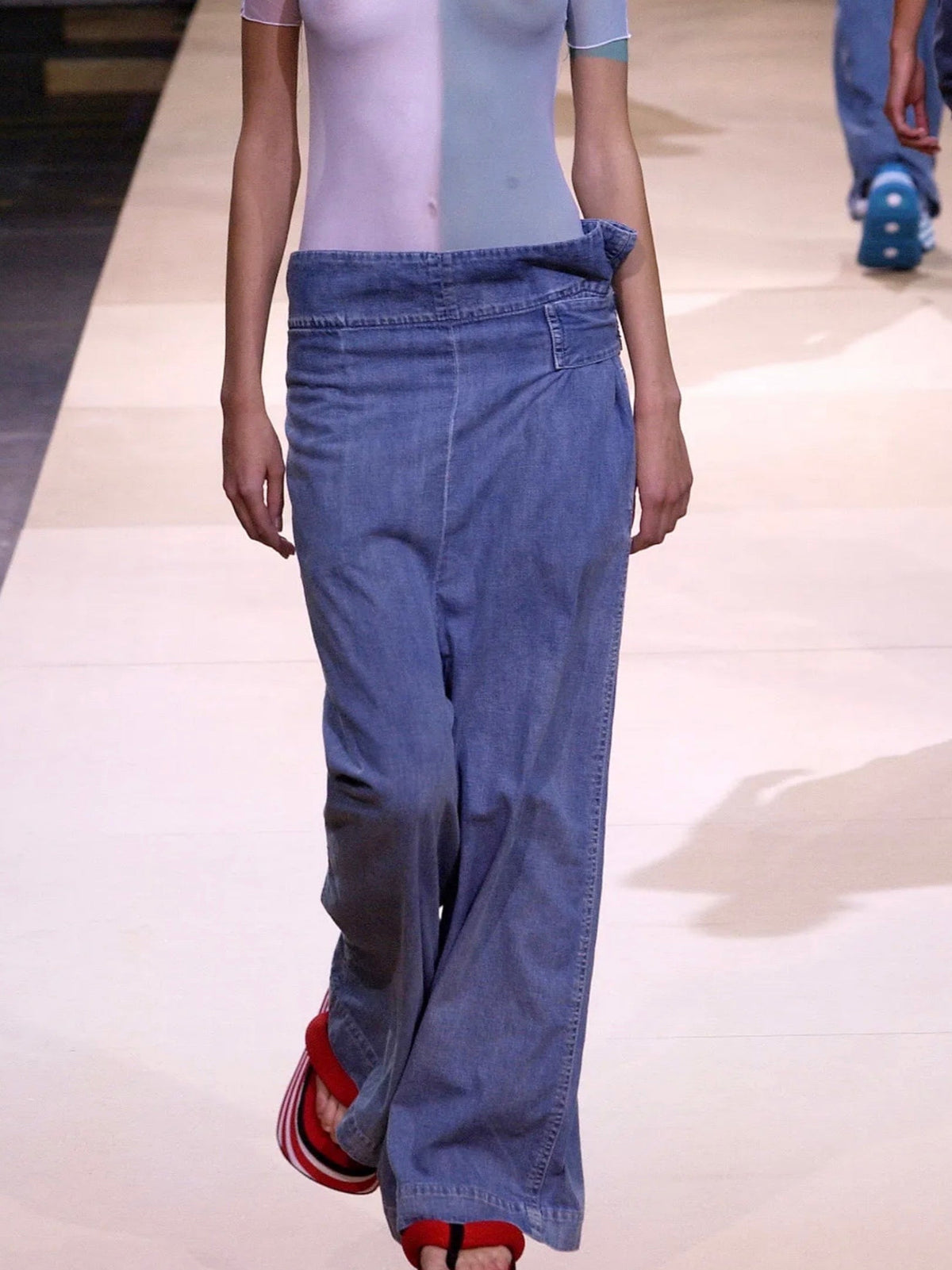 Yohji Yamamoto SS 2004 runway