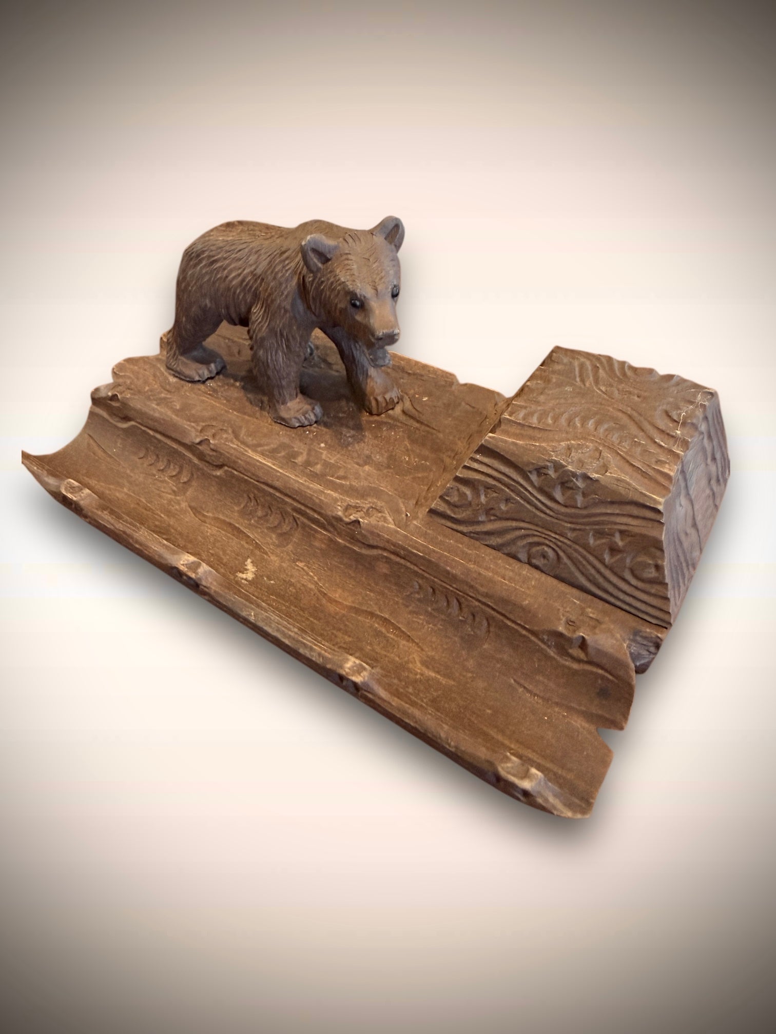 Bear inkwell & pen holder
