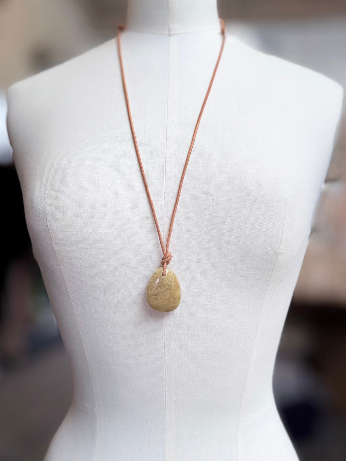 Brown Saphire Necklace A