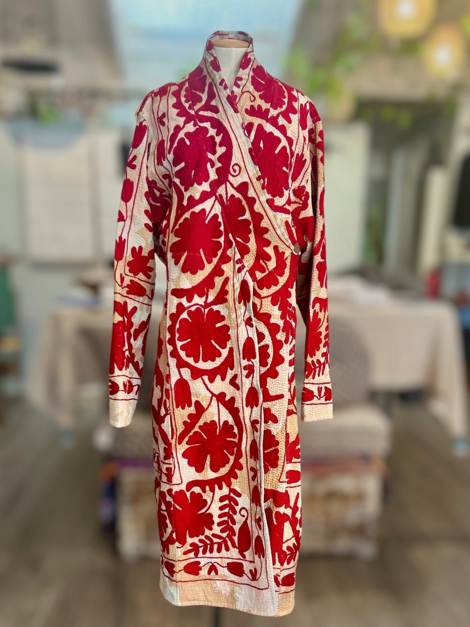 Kimono_coat_suzani_red