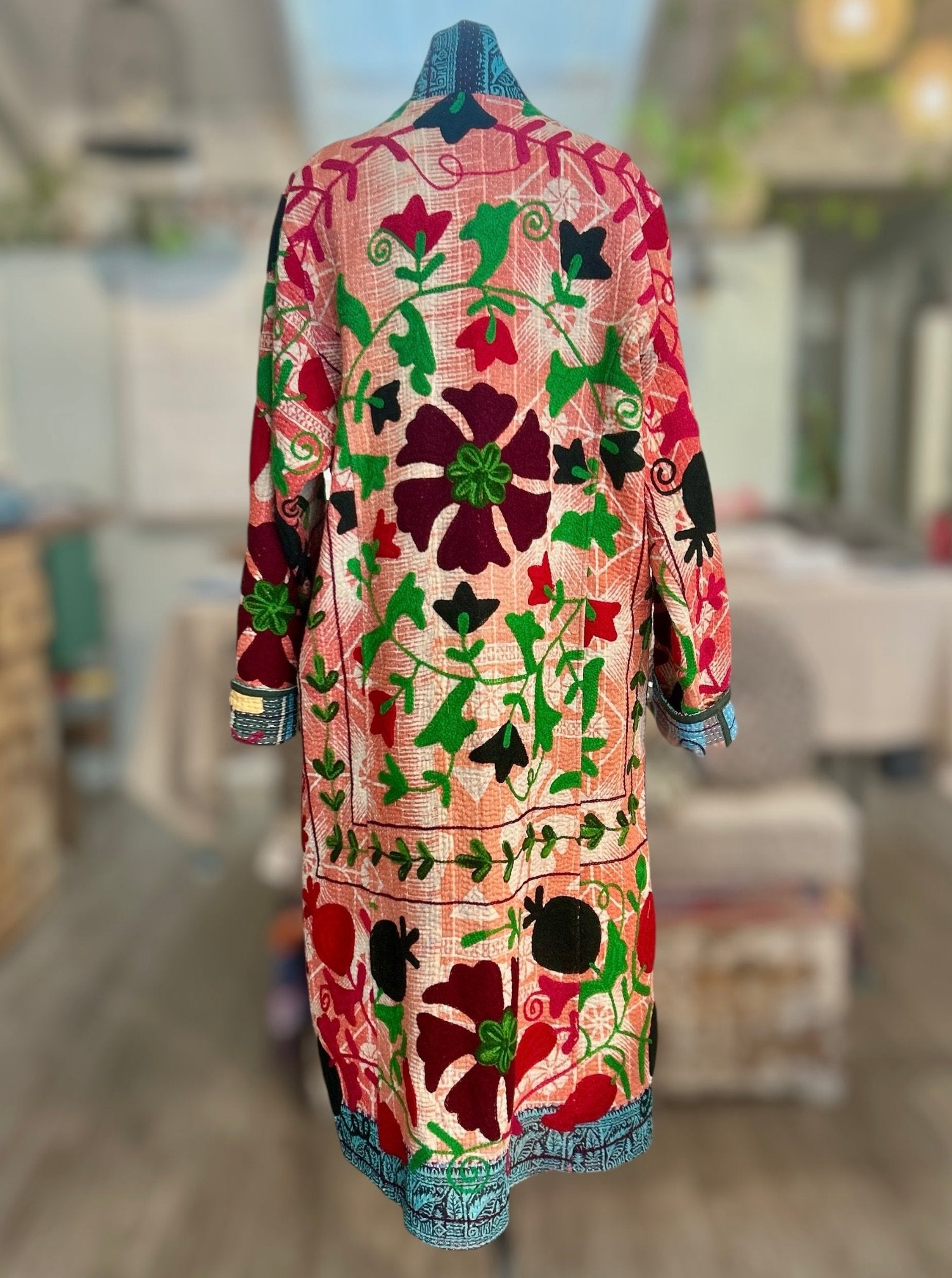 Kimono_coat_suzani_red/pink