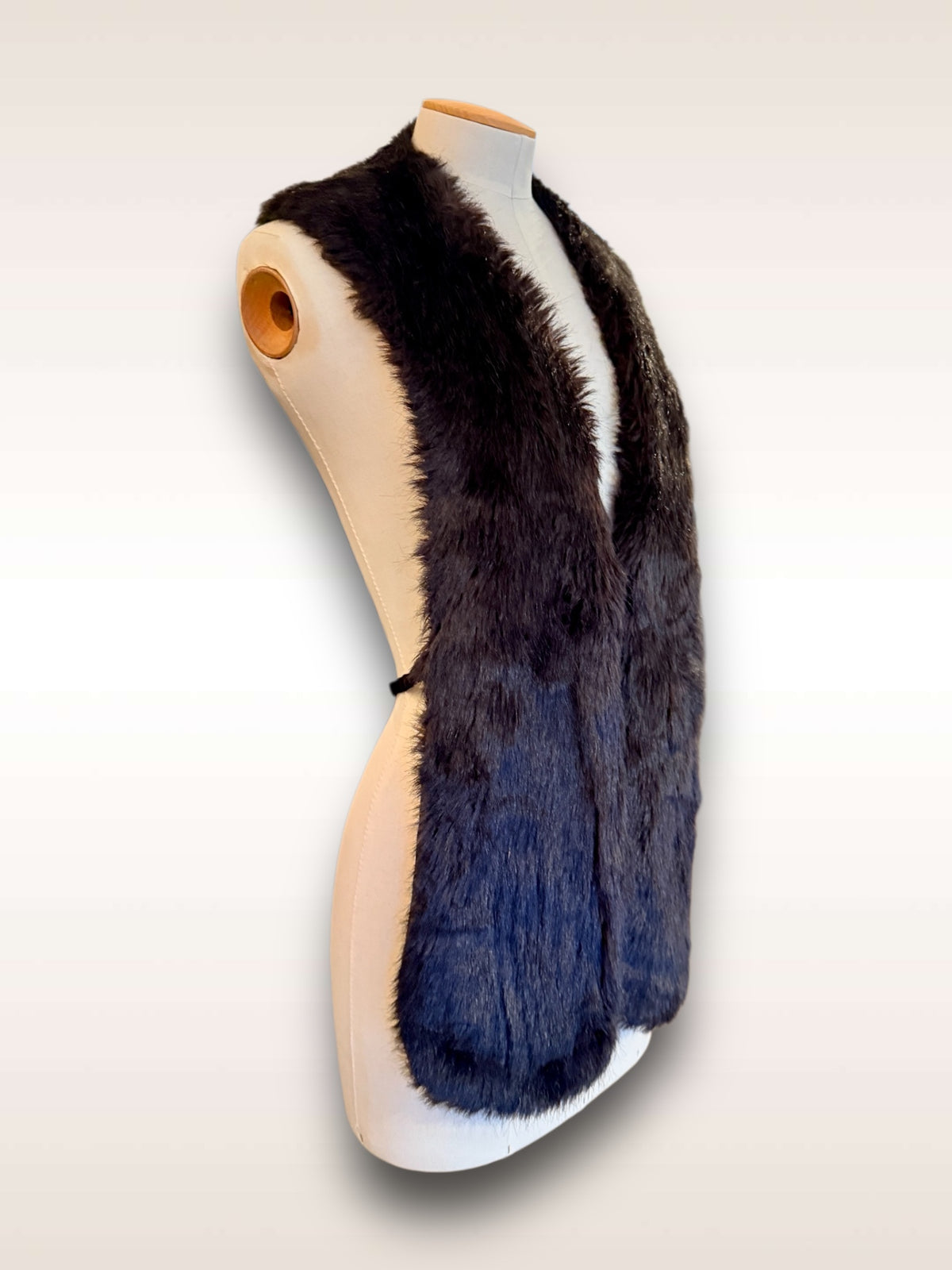 Limi Feu Scarf Faux Fur Lapel side