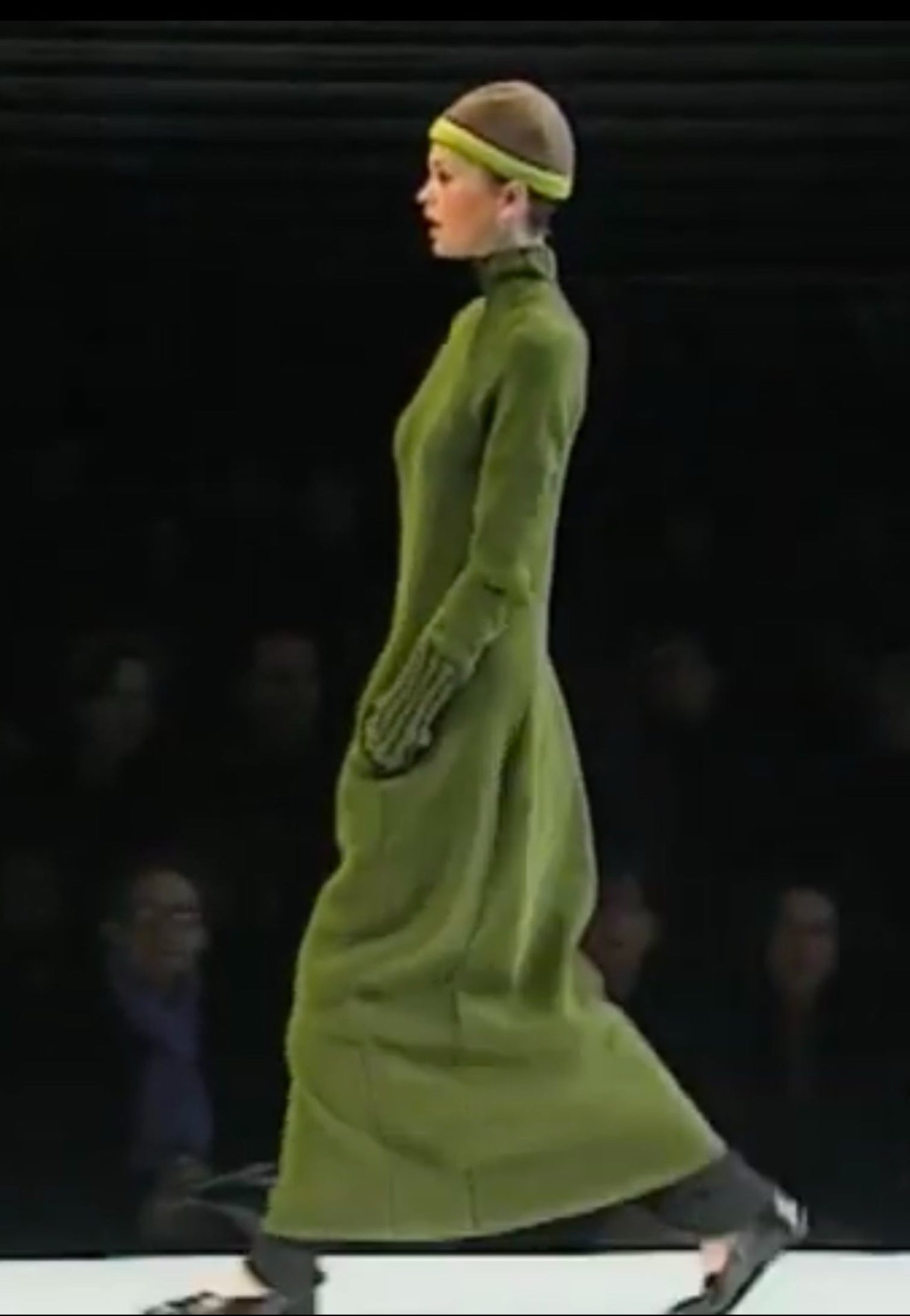 Yohji Yamamoto AW '96 Paris Runway show  dress