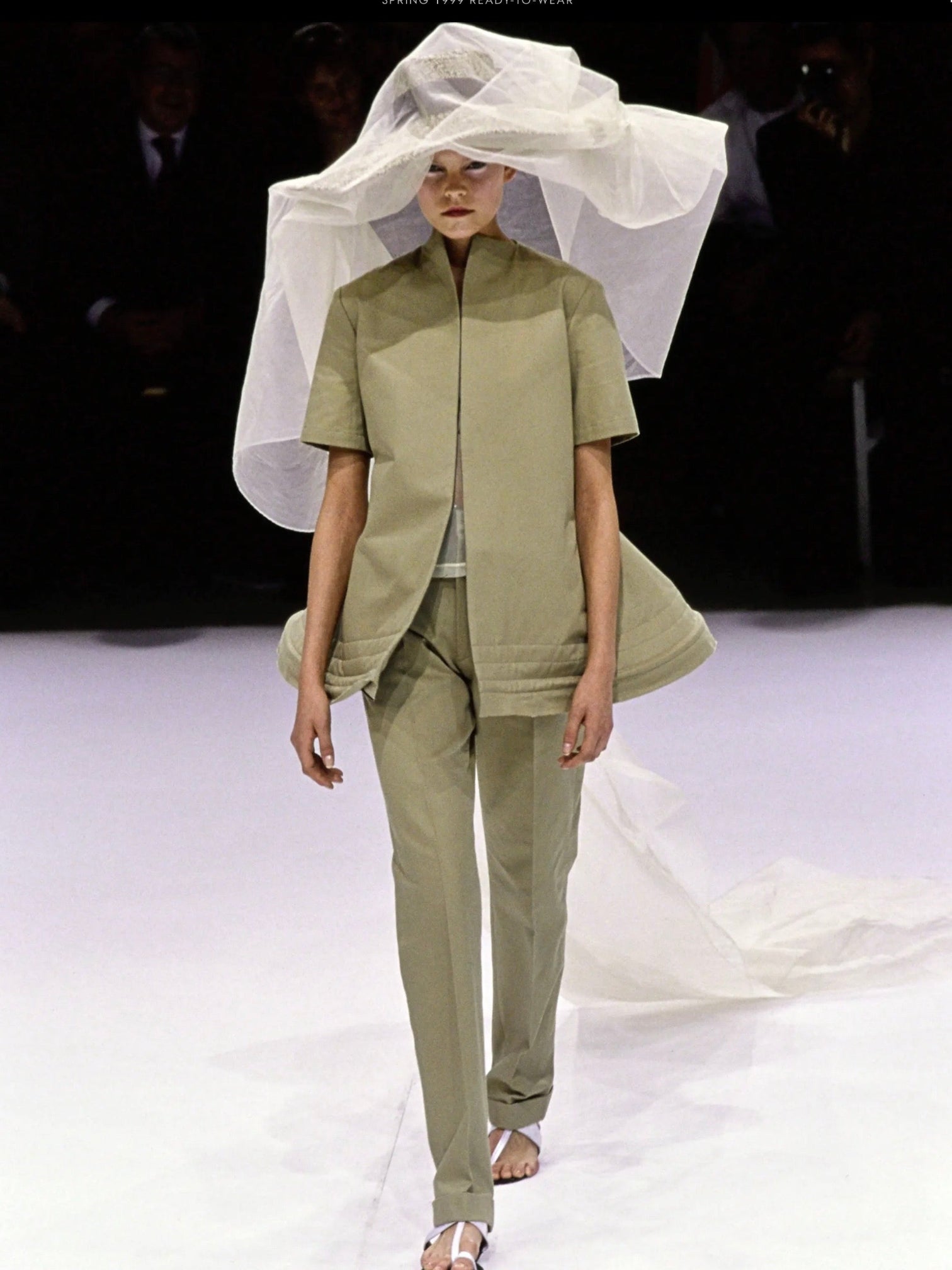 Yohji Yamamoto SS1999 Paris Runway