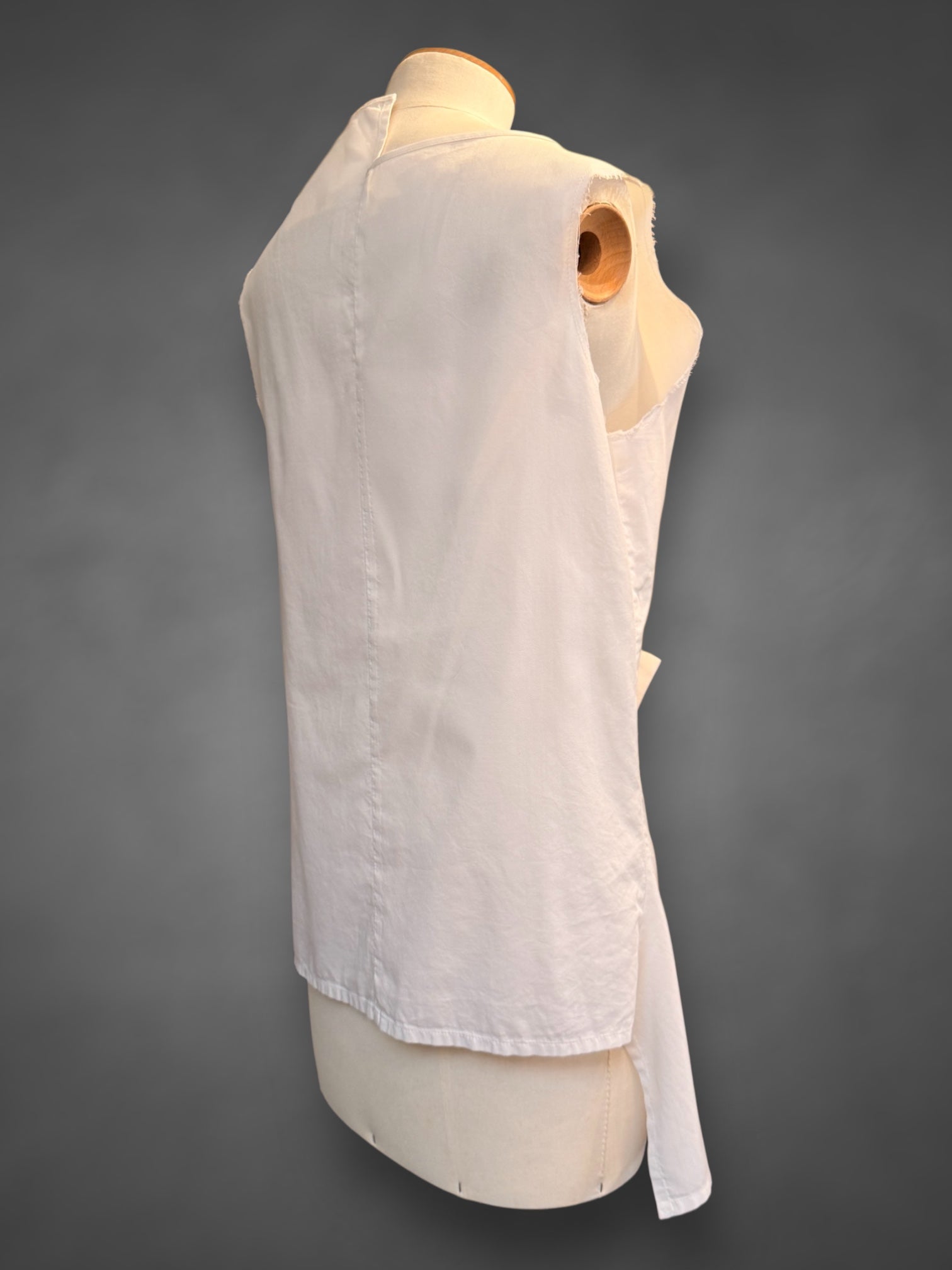 Yohji Yamamoto cotton sleeveless top spring 2004 side view