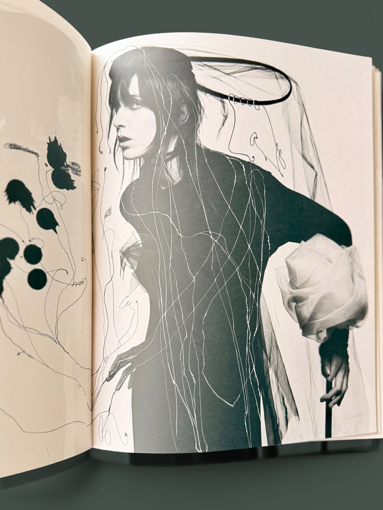 Yohji Yamamoto femme spring 1999 catalog -1