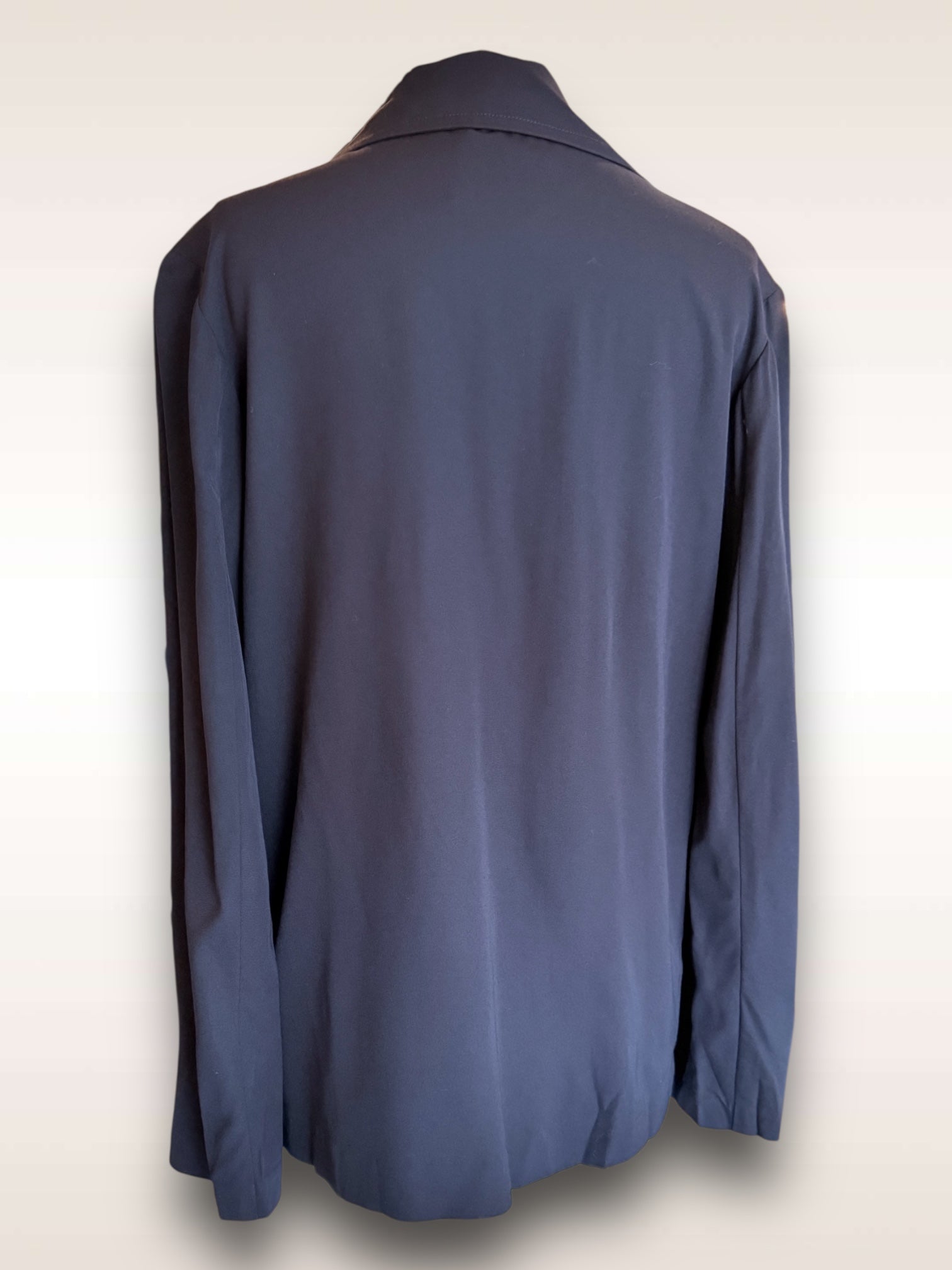 Yohji Yamamoto tie front jacket back view