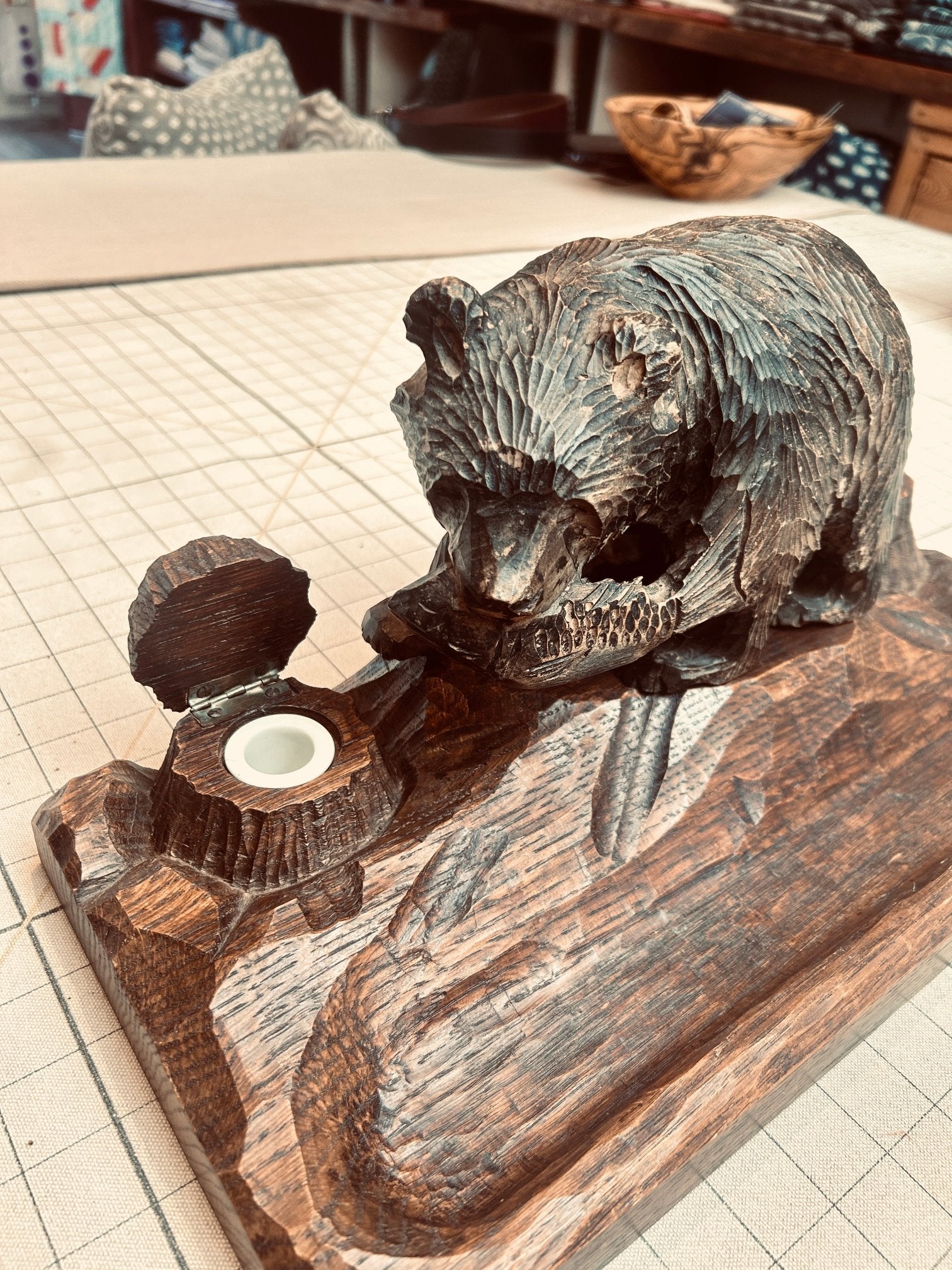 Black_bear_inkwell Hand carved 